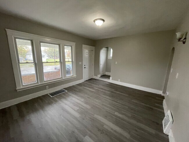 Photo - 1733-1737 Long Ave Unit 1733 Long Ave