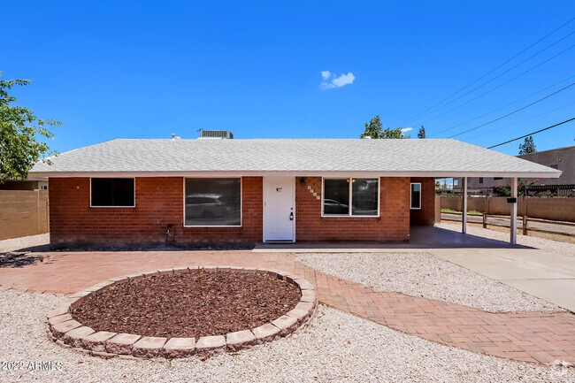 Building Photo - 2722 W Tuckey Ln Rental