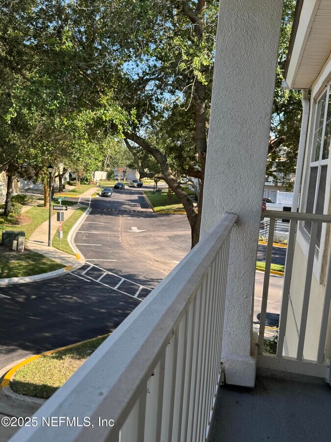 Photo - 12413 Forest Lake Cir W Unidad 3