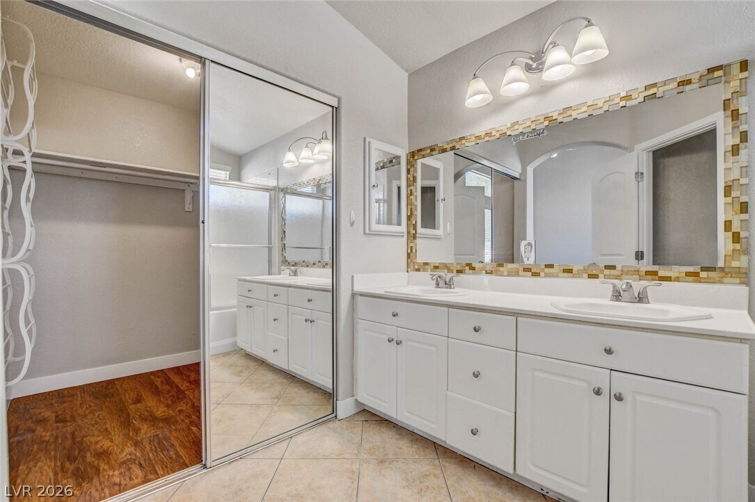 Photo - 980 Sand Coral Dr