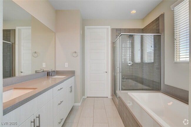 Building Photo - 11302 Kraft Mountain Ave Unit 101 Rental