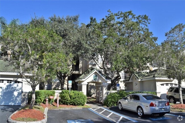 Building Photo - 5122 Northridge Rd Unit 202 Rental