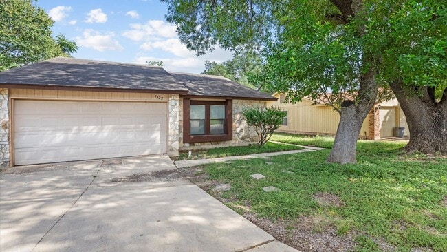 Building Photo - 7322 Mystery Ridge Dr