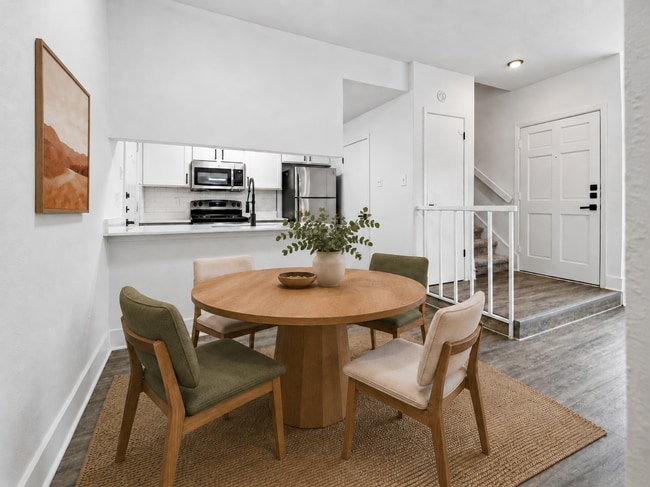 Photo - Woodbridge Townhomes
