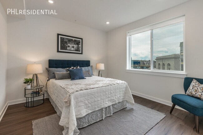 Photo - 1836 E York St Unit #2