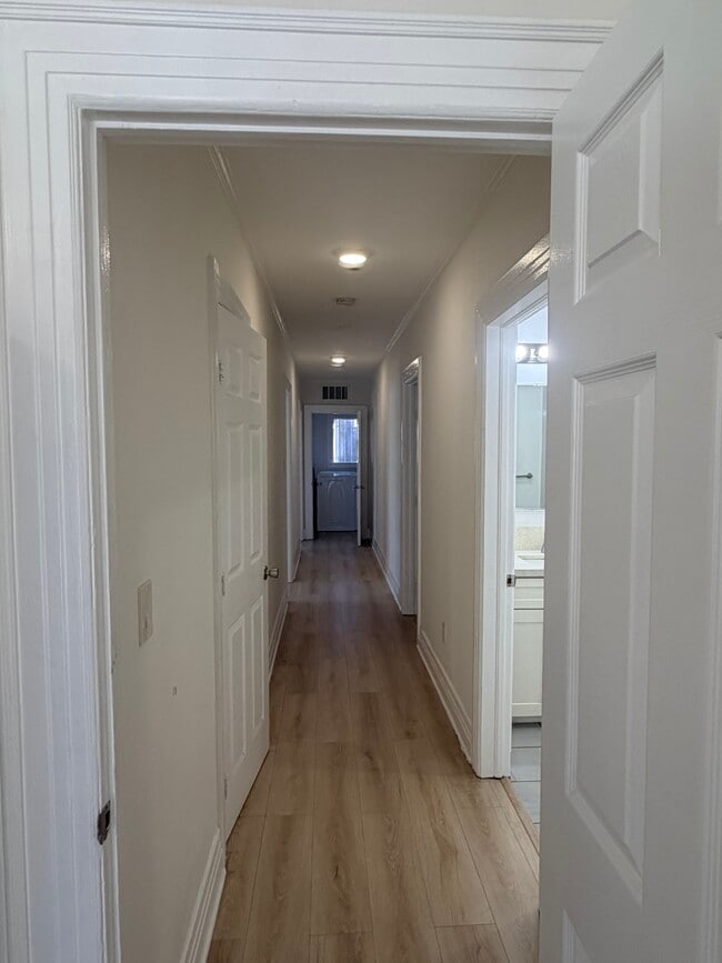 Photo - 1324 S Van Ness Ave Unidad 1324