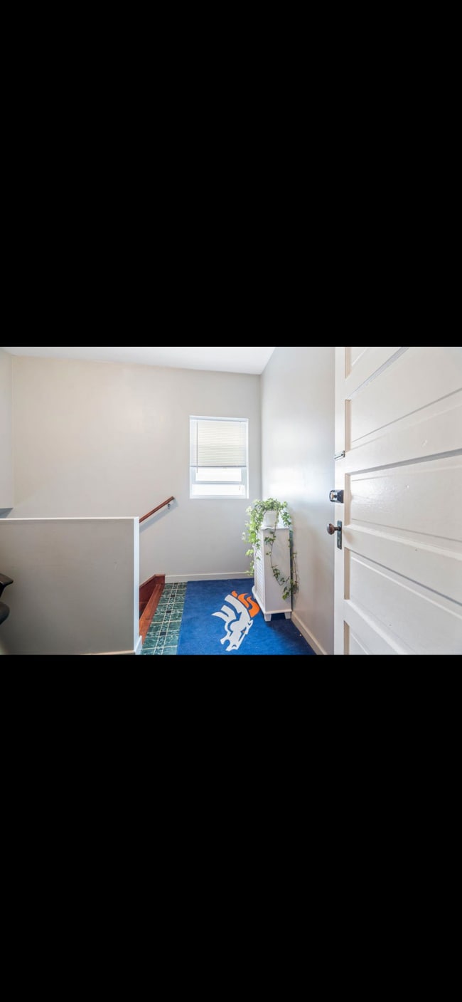 52 Cumberland St Unit 2