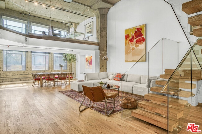 Building Photo - 1855 Industrial St Unit 112