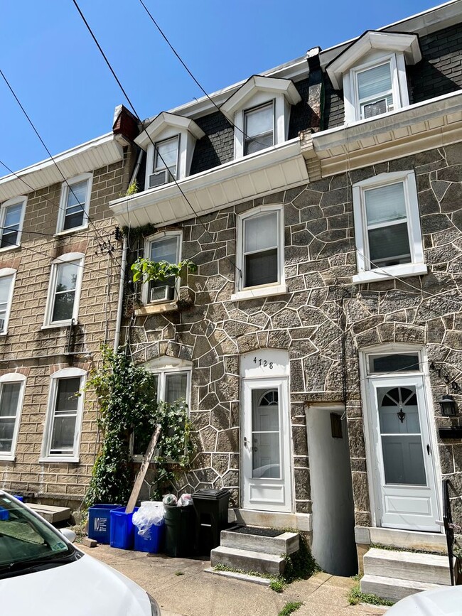 Gorgeous Studio Apartment in Manayunk! Ava... - Gorgeous Studio Apartment in Manayunk! Ava... Unit B