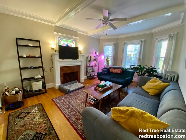 Photo - 51 Patten St Unit 1