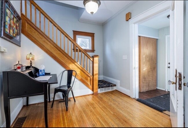 Photo - 18 Deland Park a