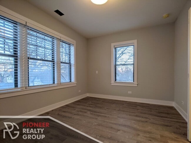 Photo - 1134 Maple Ave Unit 3