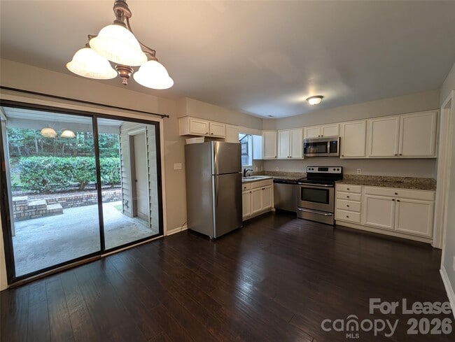 Photo - 9111 Sharonbrook Dr