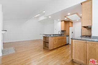Photo - 13350 Maxella Ave
