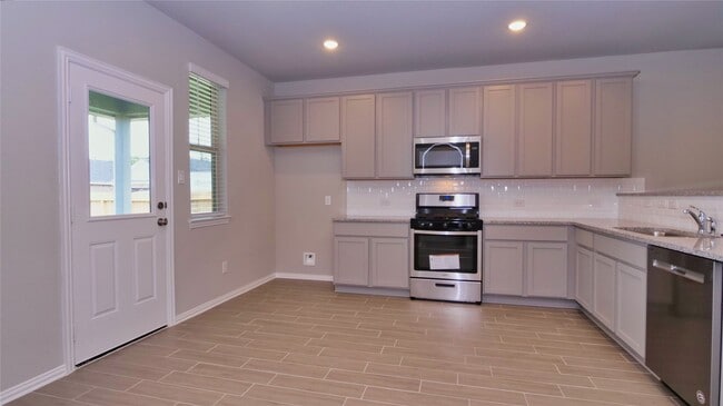 Photo - 31310 Spotted Saddle Hollow