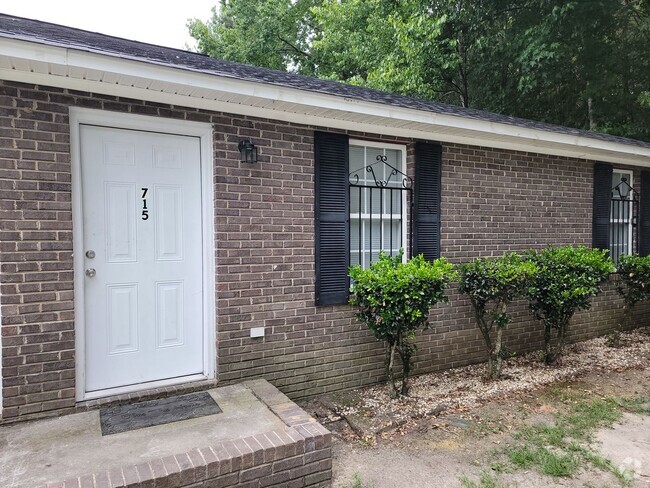 Building Photo - ORANGEBURG Rental