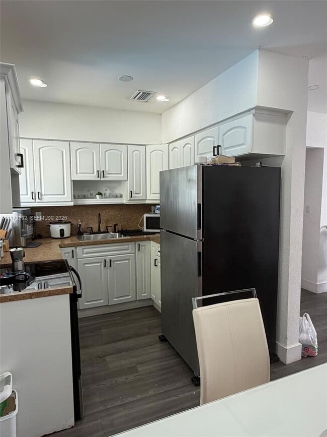 Photo - 331 NW 39th Ave