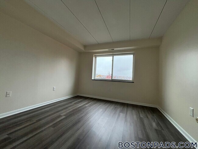 Photo - 51 Hill Rd Unit 306