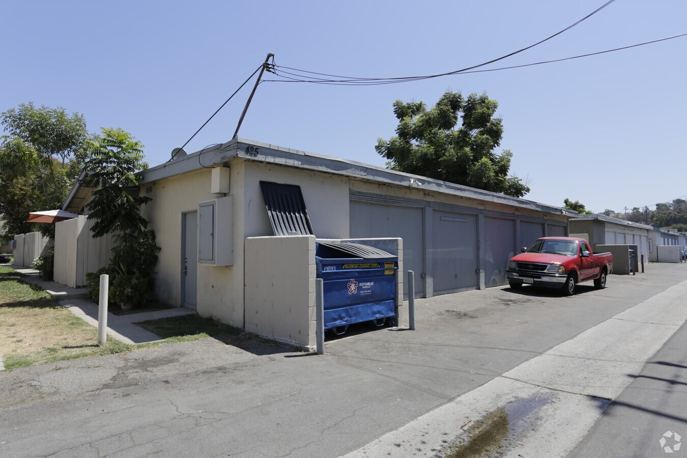 Photo - 425 N Kodiak St