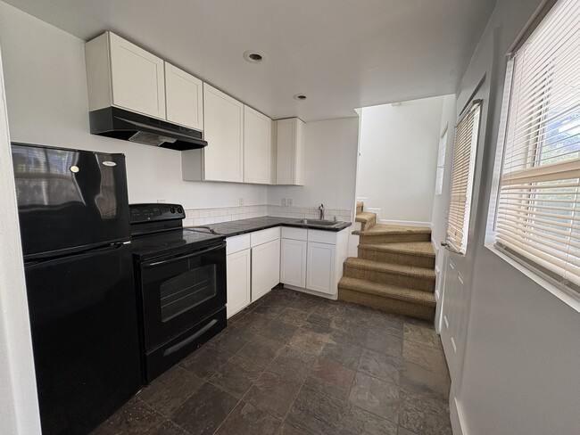 Photo - 1740 Whitefield Rd