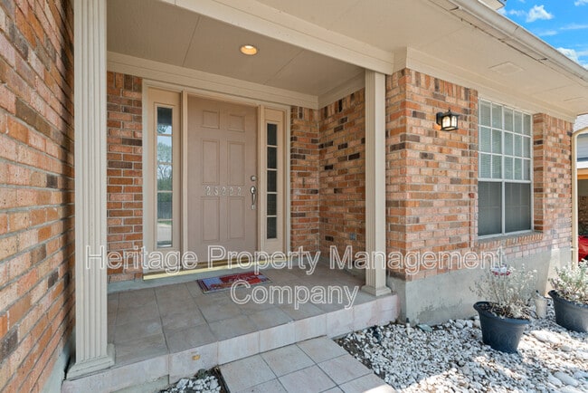 Photo - 25222 Flaming Arrow