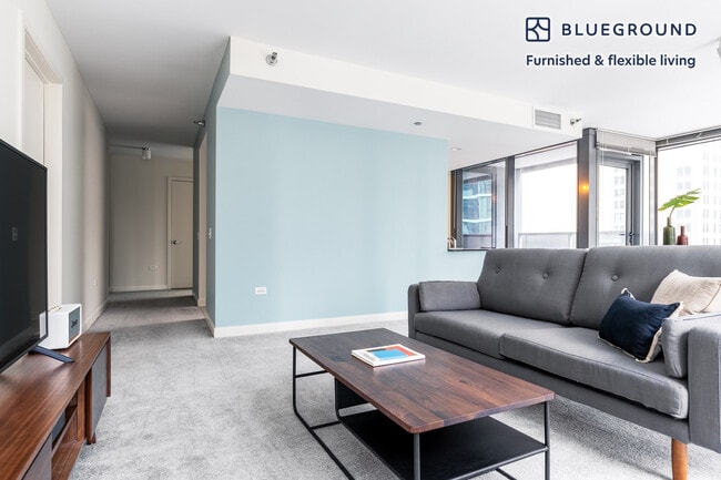 Photo - 210 N Wells St Unidad FL16-ID247