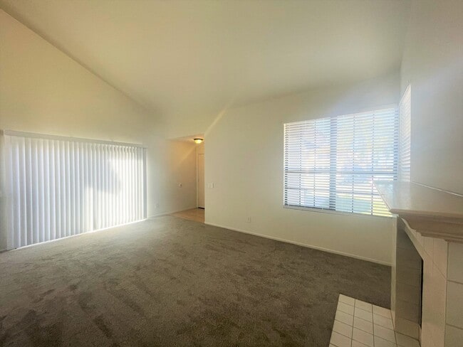 Photo - Large and Bright Mira Mesa Home