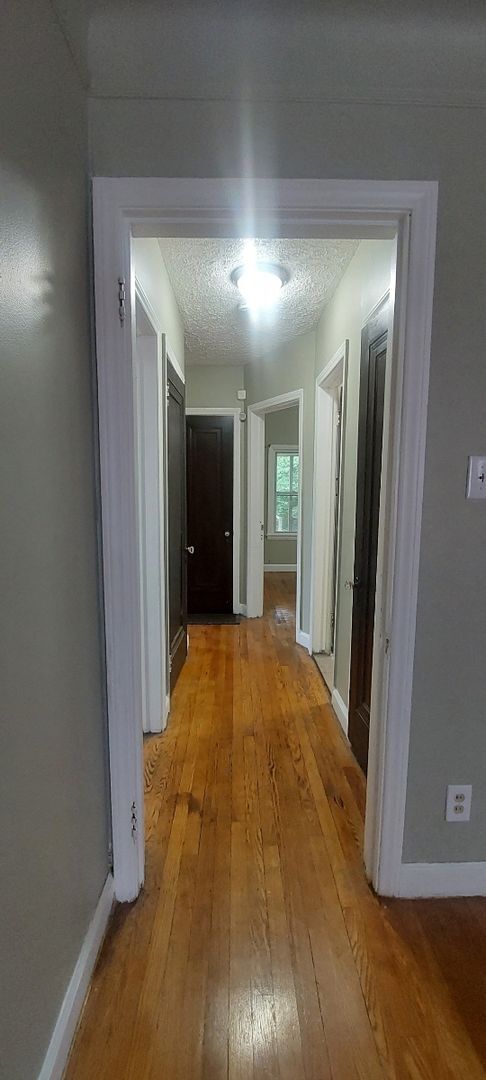 Photo - *Last Minute Fall Move in Special $1800 to...