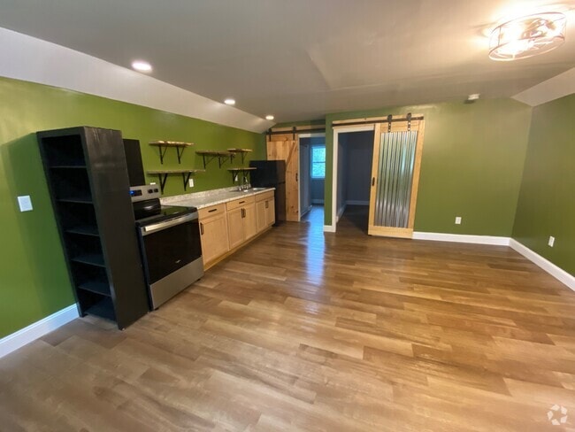 Building Photo - 15 Spring St Unit 15A Rental