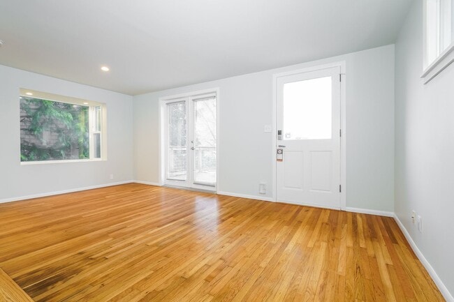 Photo - Modern Oasis in Seattle: 2-Bed, 2-Bath with Luxurious Amenities!