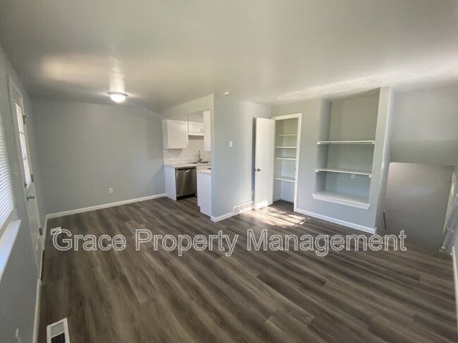 Photo - 774 W Cleveland Cir