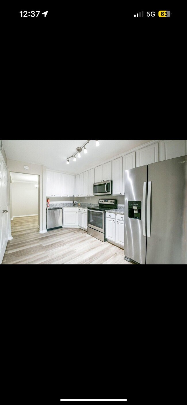 Photo - 2585 Marilee Ln Unidad Apt 3