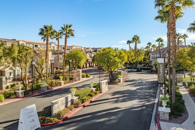 Building Photo - Aspire at Tesora