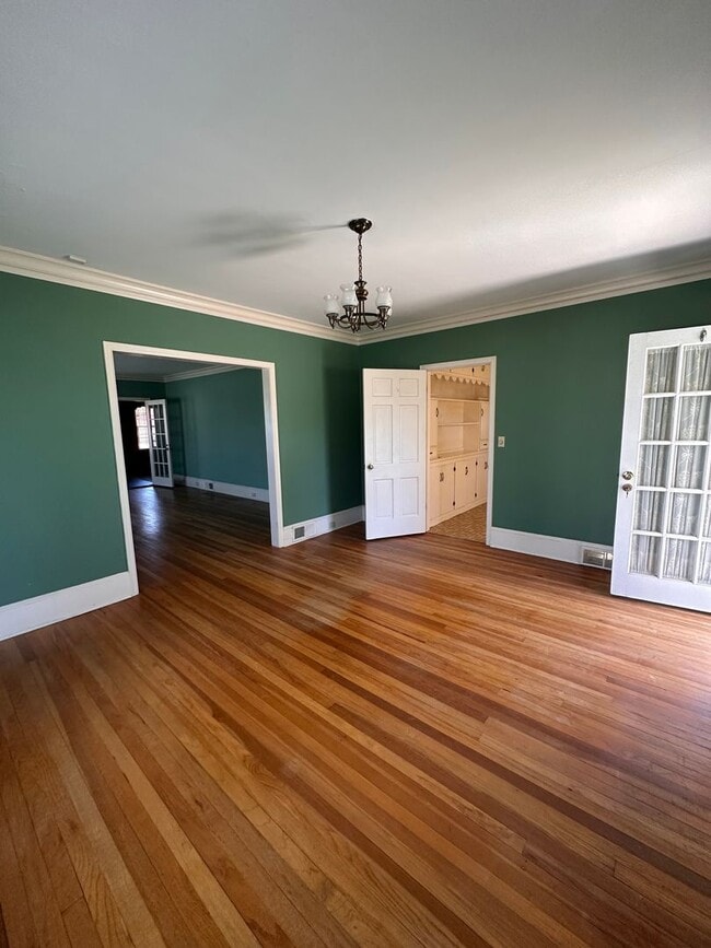 Photo - 3 Bed 2 Bath Brick Home