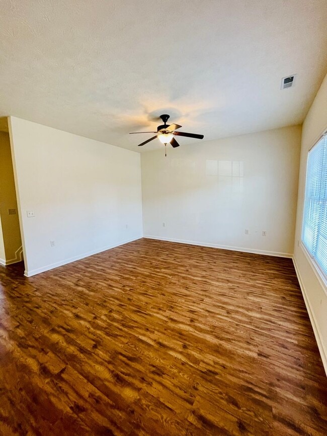 Photo - Townhouse for Rent in Wellington Park