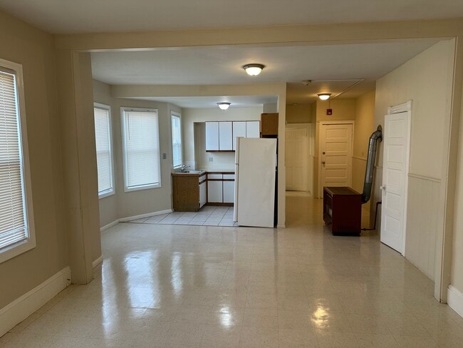 Photo - 810 Brock Ave Unidad 3N