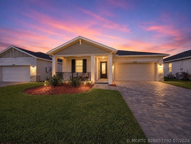 Building Photo - 9049 Dahlia Cir