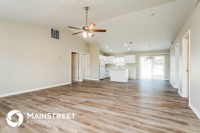 Photo - 3421 32nd St SW