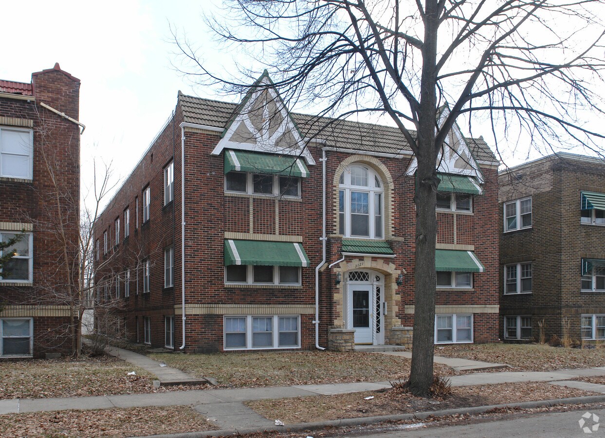 Photo - 3121 Colfax Ave S Apartments