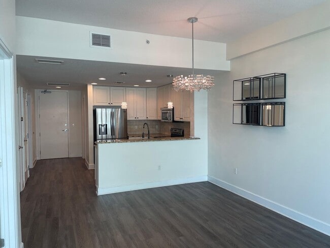 Photo - Beautiful Downtown Condo Unit 820
