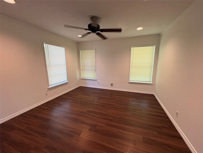 Photo - 5422 Timber Creek Dr