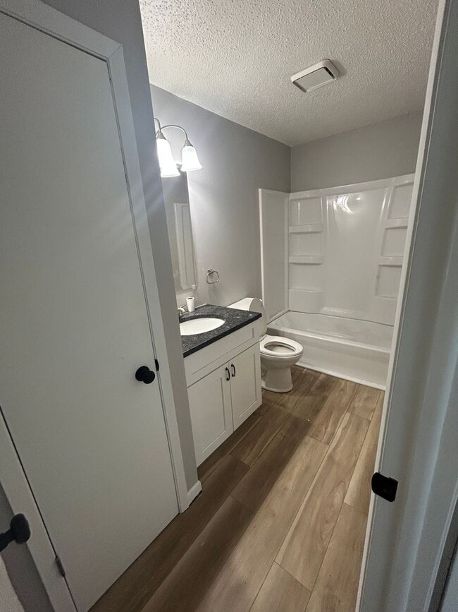 1409 Sunset Dr Unit 201