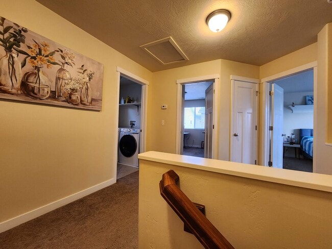 Photo - 1062 W Stonehaven Dr