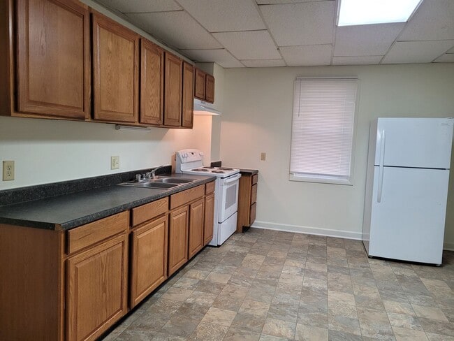 Photo - 123 E Burd St Unit 123 E Burd St