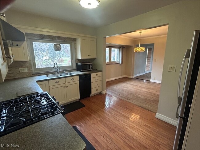 Photo - 2677 W Ridgewood Cir