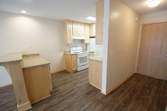 Photo - Pinto Suite Unit 213