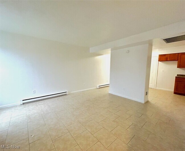 Photo - 201 Burton Dr Unidad 47