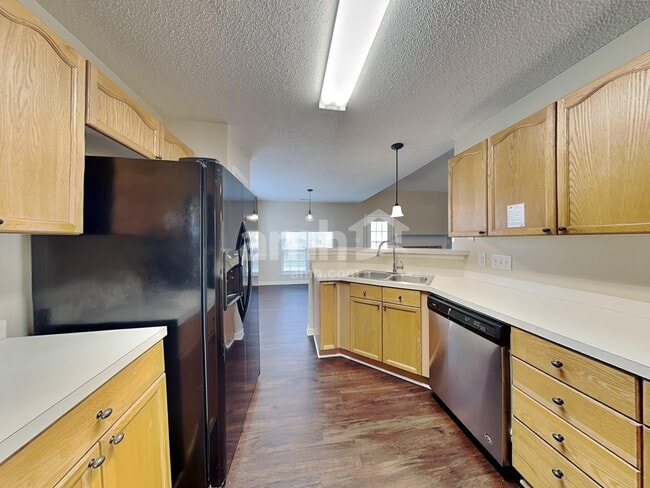 Photo - 2917 Compton Ct NW