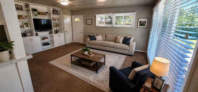 Photo - 6855 Brookhill Dr E