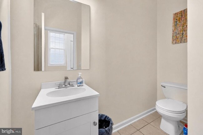 Photo - 33 Lindley Dr